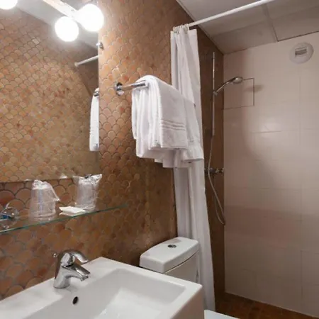 Hotel Ibis Styles Gare De Lyon Bastille 3*