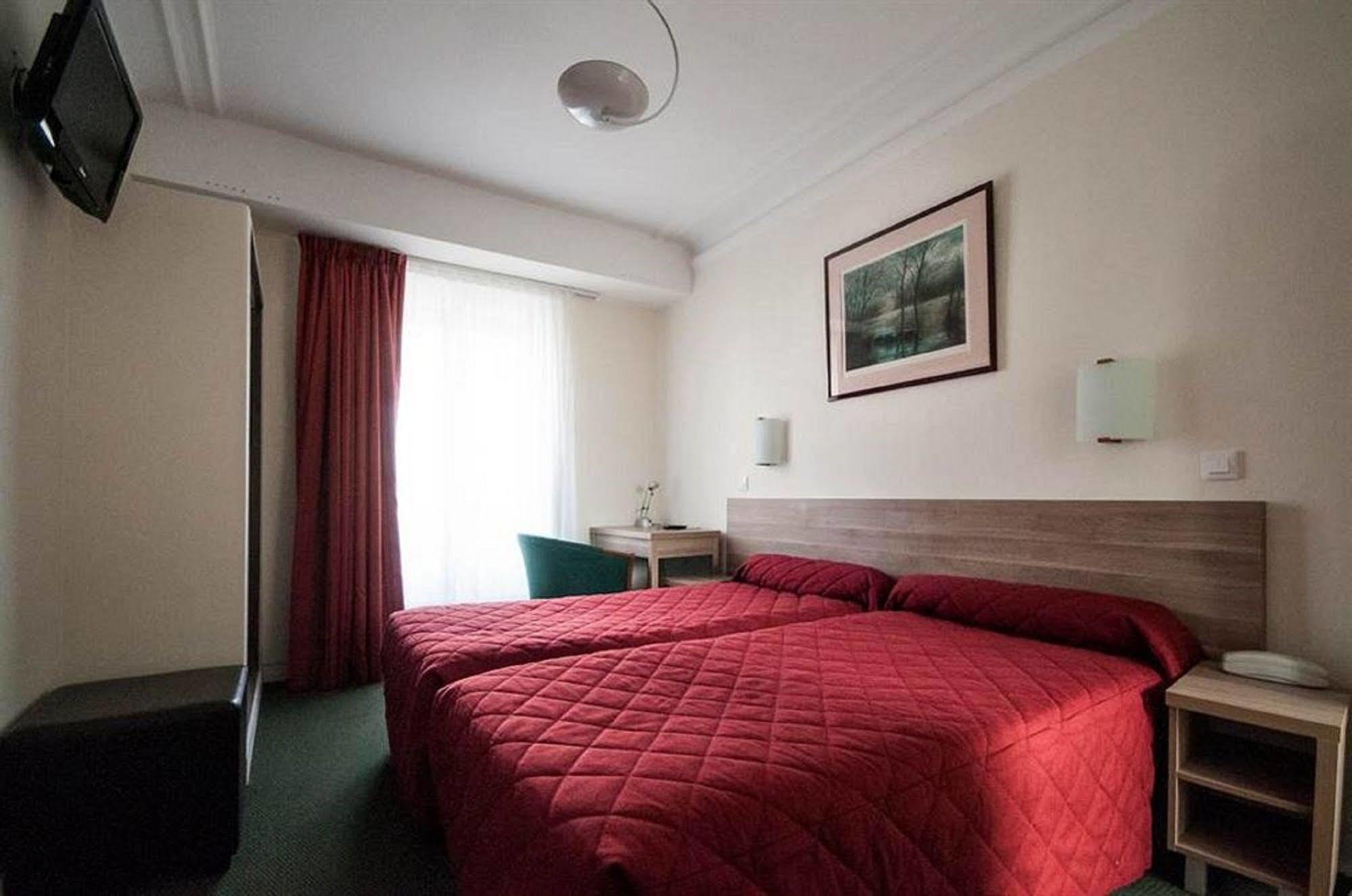 Ibis Styles Gare De Lyon Bastille 3*