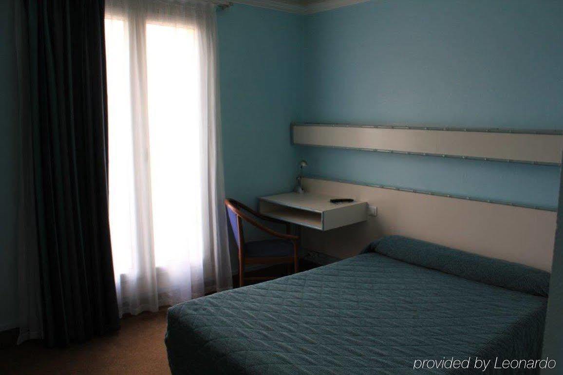 Hotel Ibis Styles Gare De Lyon Bastille 3*