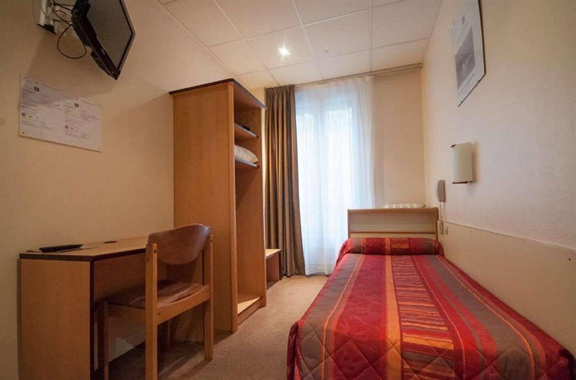 Ibis Styles Gare De Lyon Bastille 3*